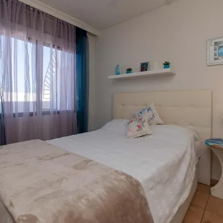 Parque Cattleya Tenerife Apartment